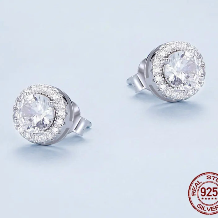 Platina Halo Studs