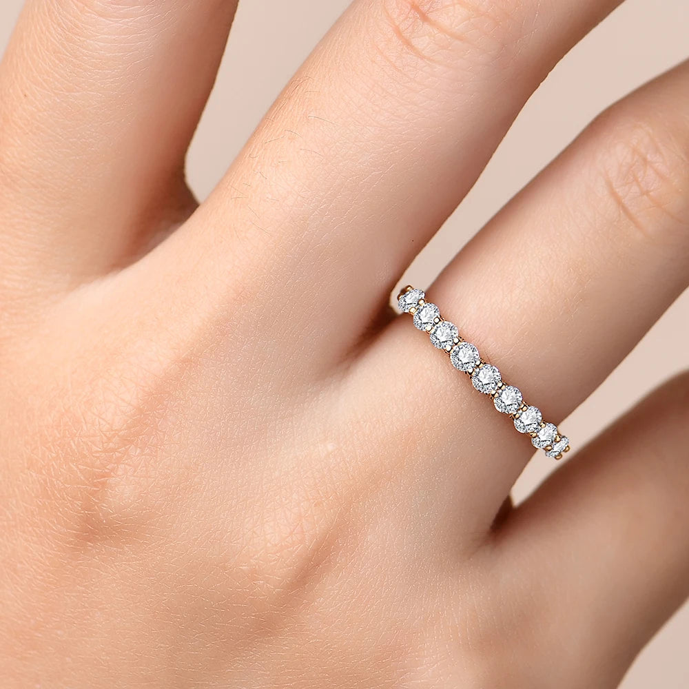 Dainty Gleam Ring