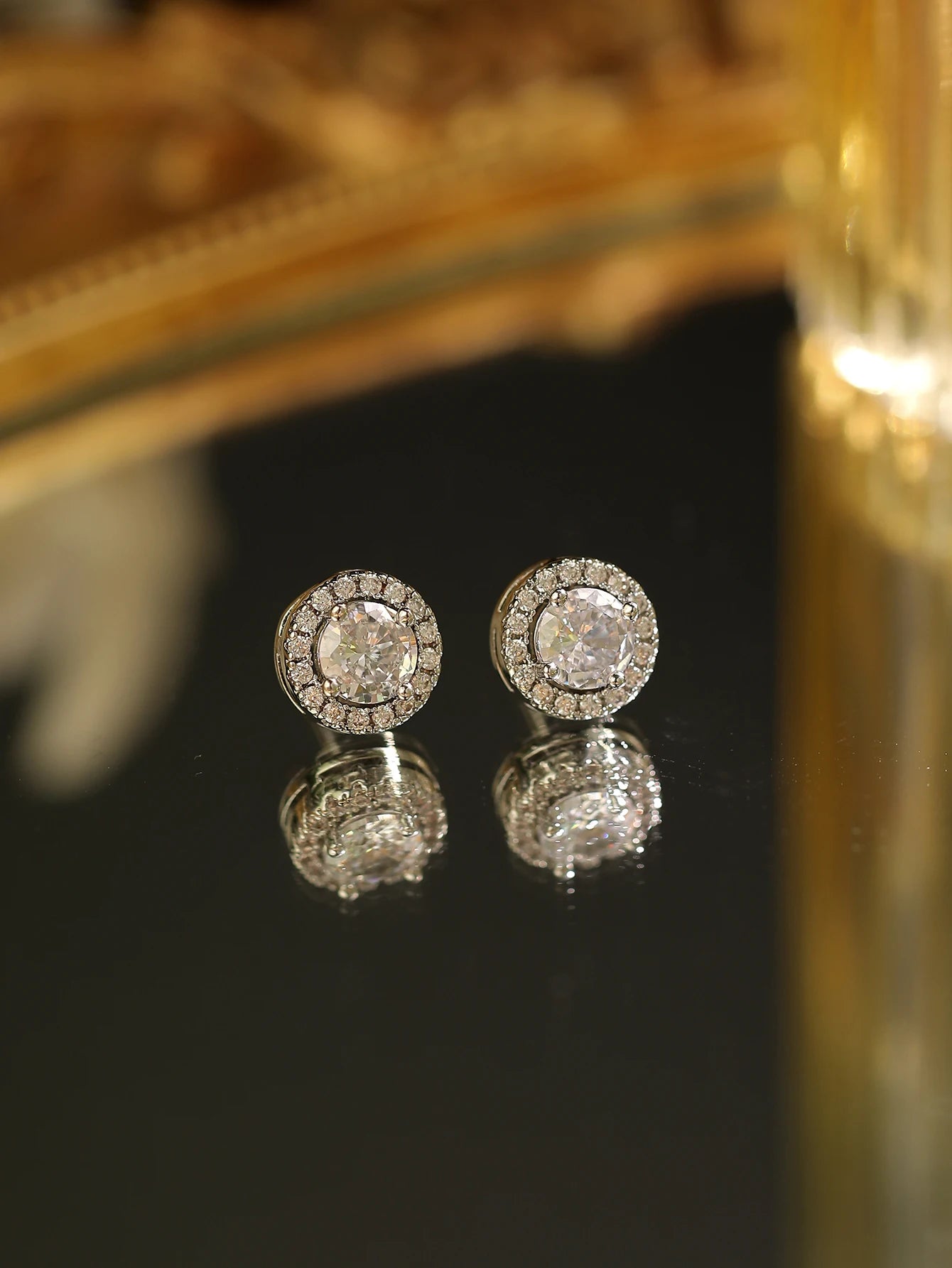 Royal Twinkle Studs